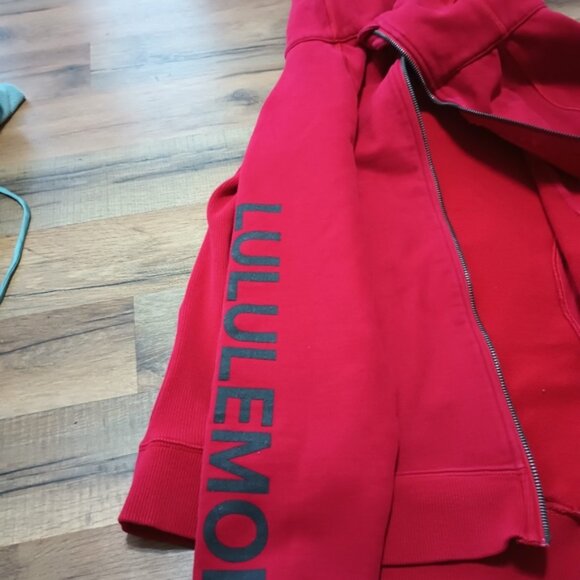 Lululemon - Picture 6 of 8